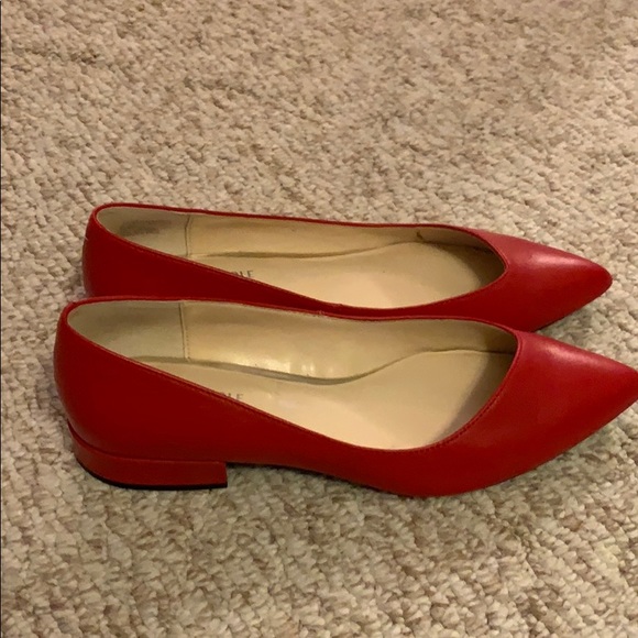 Red leather Kenneth Cole flats